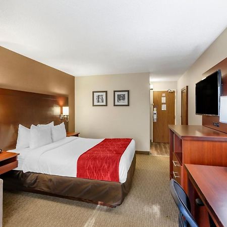 Comfort Inn Airport West Mississauga Ngoại thất bức ảnh