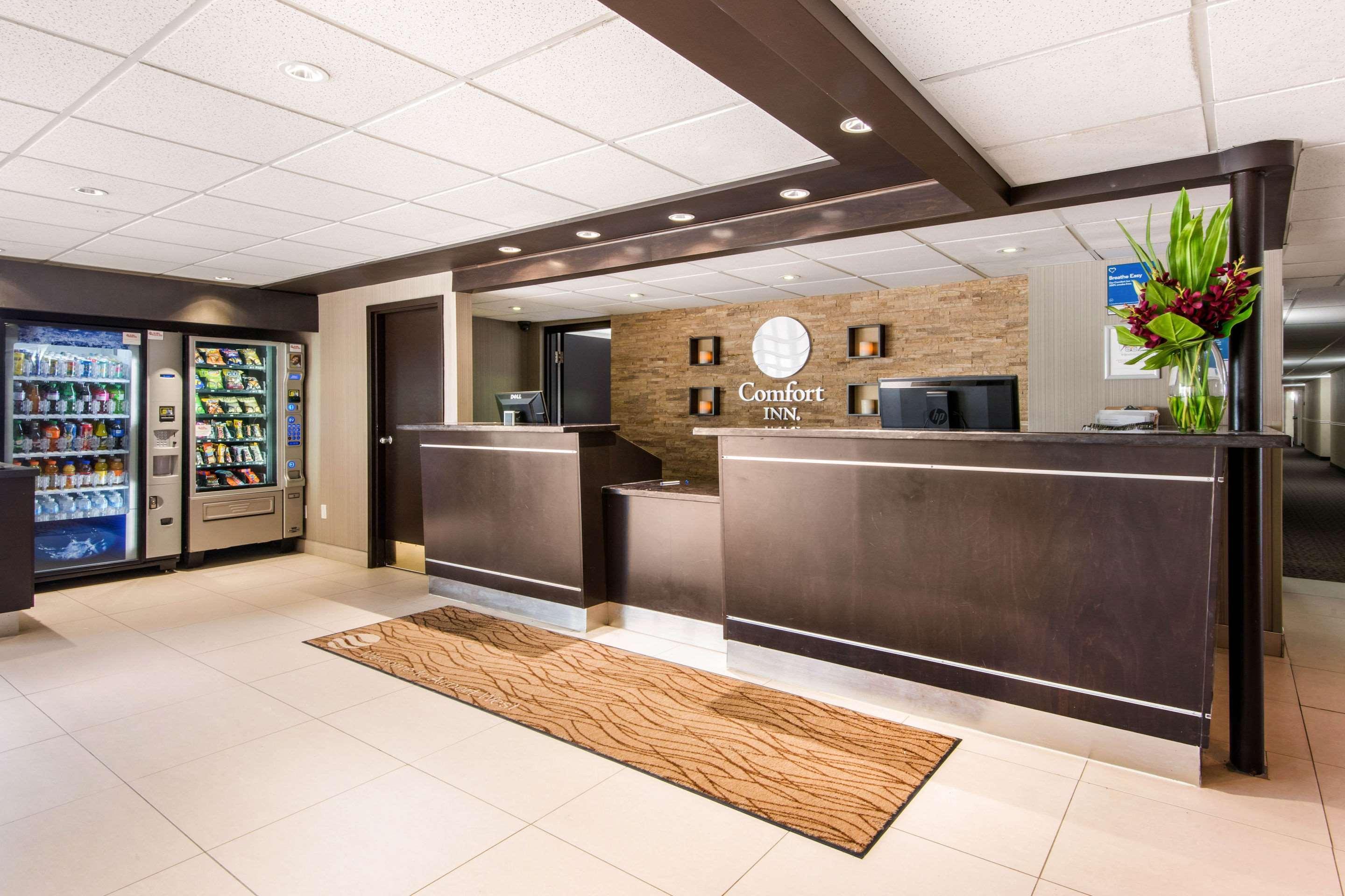 Comfort Inn Airport West Mississauga Ngoại thất bức ảnh